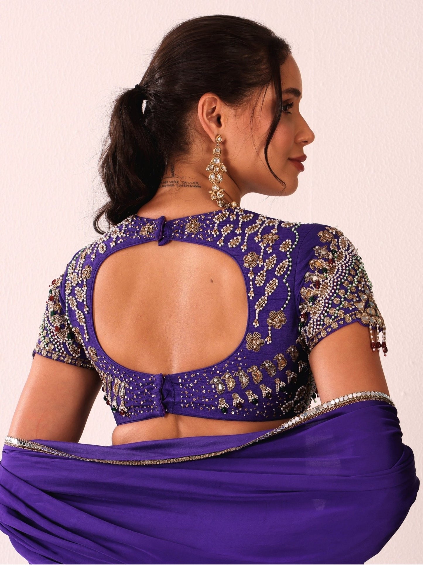 V-neck Kohinoor Blouse Saree Set - truzee