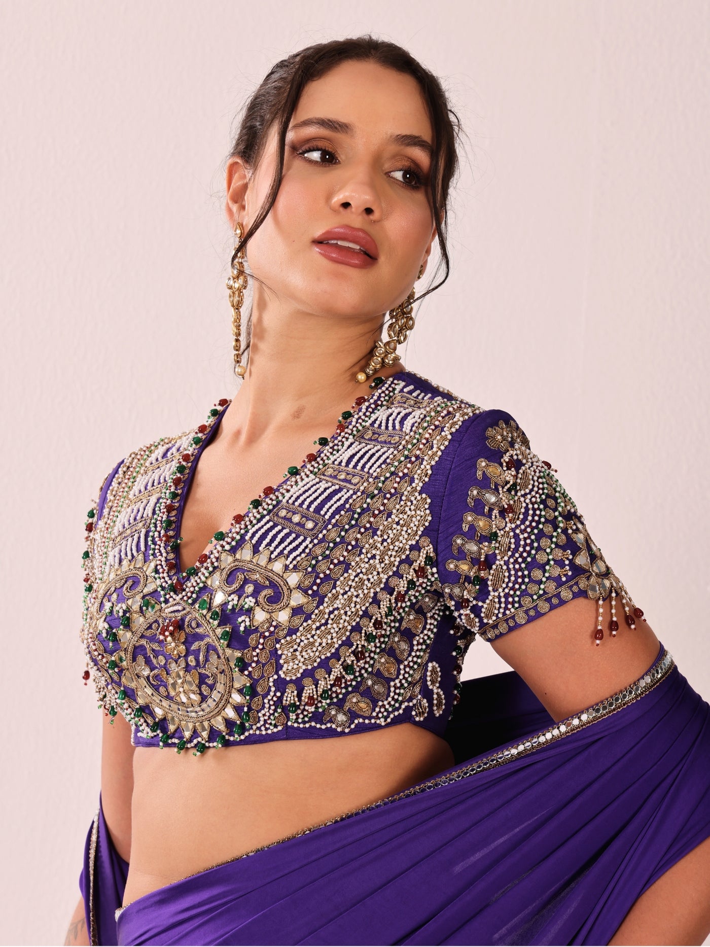 V-neck Kohinoor Blouse Saree Set